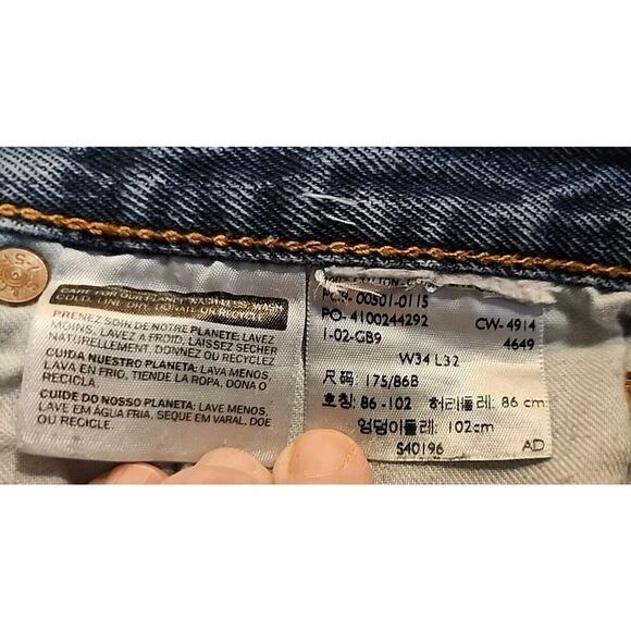 Levis 501 Jeans Mens 34x32 Blue Medium Wash Straight Leg Button Fly Modern - Picture 6 of 6